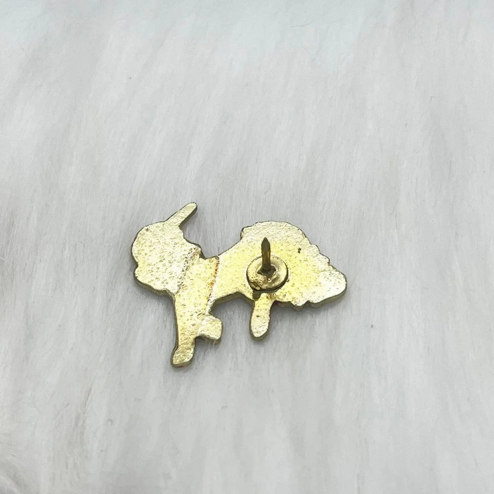 🔮 5/$25 Vintage Red Unicorn‎ Pin